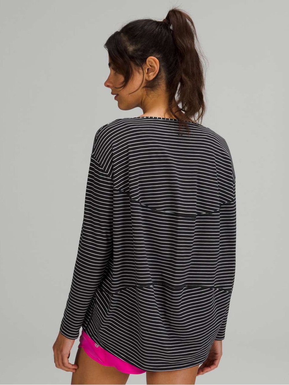 Lululemon Back in Action Long Sleeve Shirt
In Parallel Stripe Black White